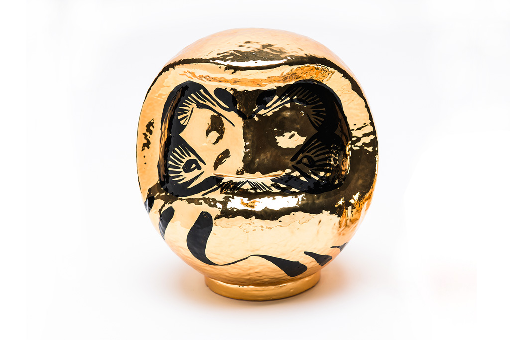Designer's Premium Gold Daruma Medium 20cm - Knife-Life - Best Japanese Knife Store