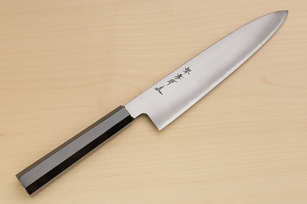 Sakai Takayuki Silver steel 3 Gyuto knife 240mm (9.5 ") Ebony/Buffalo horn handle Sakai Takayuki Silver steel 3 Gyuto knife 240mm (9.5 ") Ebony/Buffalo horn handle