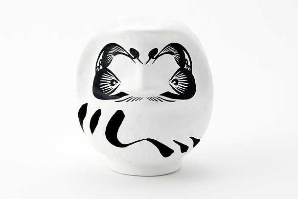 Designer's White Daruma Small 12cm