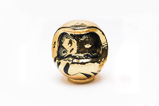 Designer's Premium Gold Daruma Small 12cm Designer's Premium Gold Daruma Small 12cm