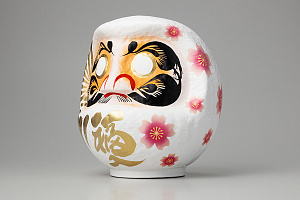 Miyabi Daruma Sakura White Medium 20cm