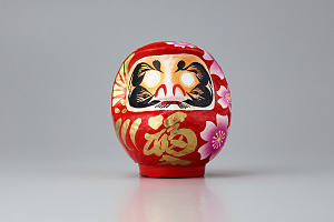 Miyabi Daruma Sakura Red Small 12cm
