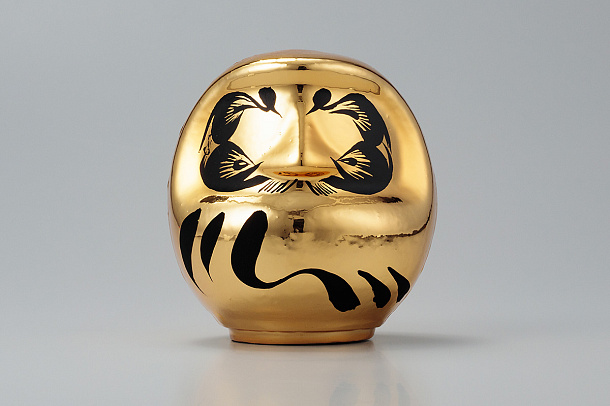 Designer's Premium Gold Daruma Small 12cm Designer's Premium Gold Daruma Small 12cm