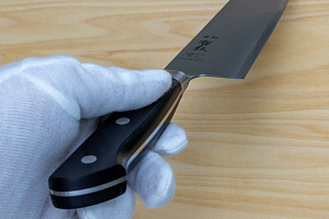 Tetsuhiro Super Gold 2 Gyuto knife 210mm (8.3") Black paper micarta