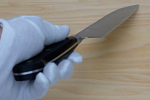 Tetsuhiro Blue steel 2 Santoku knife 170mm (6.7") Black paper micarta