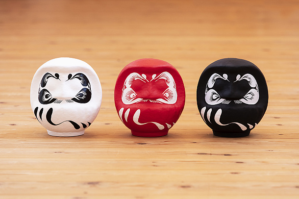 Designer's Red Daruma Small/12cm Designer's Red Daruma Small/12cm