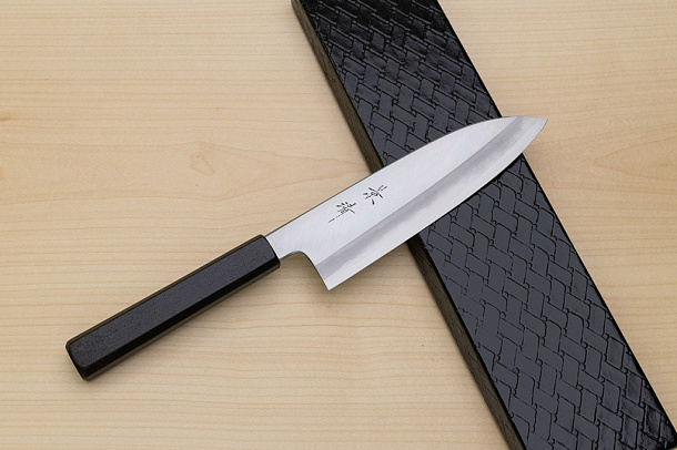 Kagekiyo White Steel 2 Santoku knife 180mm (7.1") Magnolia Wood Urushi lacquer handle
