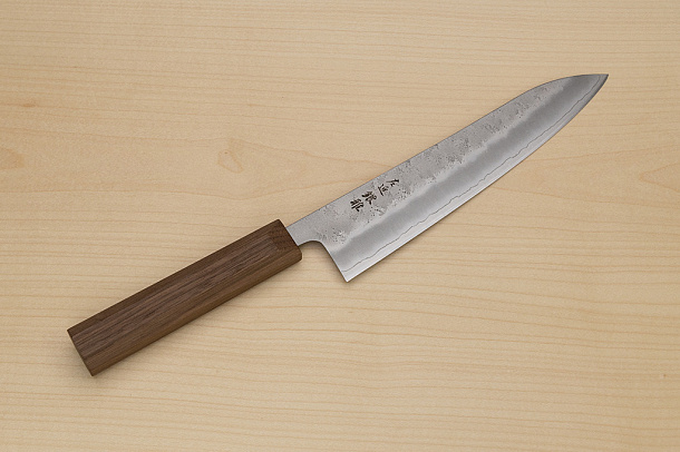 Hokiyama Ginga San-mai Silver steel 3 Gyuto 210mm (8.3") Elongated Octagonal Walnut Handle Hokiyama Ginga San-mai Silver steel 3 Gyuto 210mm (8.3") Elongated Octagonal Walnut Handle