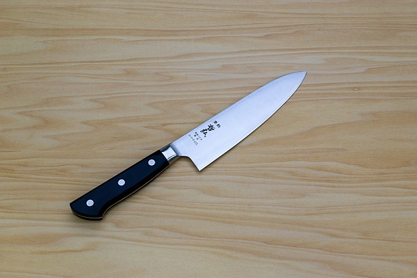 Tetsuhiro Super Gold 2 Gyuto knife 175mm (6.9") Black paper micarta Tetsuhiro Super Gold 2 Gyuto knife 175mm (6.9") Black paper micarta