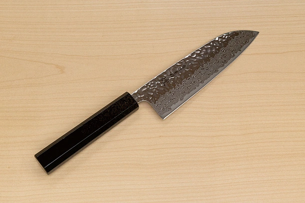 Hokiyama Sakon AUS10 Hammered shiny Damascus 165mm (6.5") Santoku knife with Gold Dust Urushi lacquered Magnolia Wood octagon handle Hokiyama Sakon AUS10 Hammered shiny Damascus 165mm (6.5") Santoku knife with Gold Dust Urushi lacquered Magnolia Wood octagon handle