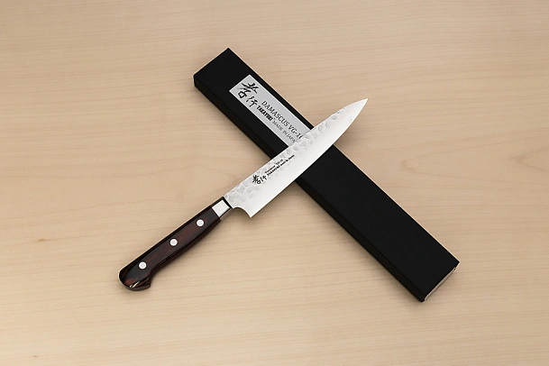 Sakai Takayuki 33-layer Damascus VG10 Petty knife 150mm (6 ") Spanish Mahogany handle