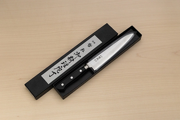 Tetsuhiro VG10 Petty knife 150mm (6") Black paper micarta Tetsuhiro VG10 Petty knife 150mm (6") Black paper micarta